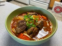 番茄紅燒牛肉麵（無八角滷包 糖但加蘋果