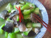 魚皮炒絲瓜