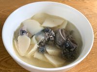 竹筍烏骨雞湯