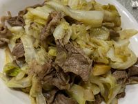 蒜頭高麗菜炒牛肉