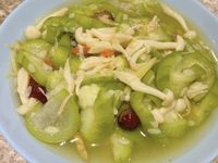 【簡易電鍋料理】紅棗枸杞菇菇絲瓜