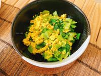 薑黃炒豆腐｜10分鐘素食家常菜