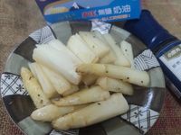 奶香燜蘆筍