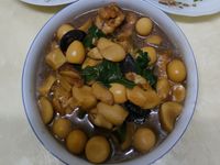 蠔油雙菇燉雞