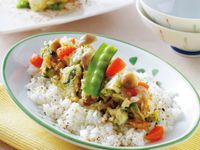 【龜甲萬樂享醍醐味】綜合時蔬丼