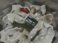 皮蛋香菜水餃