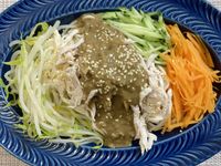麻醬雞絲涼麵