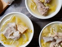 超懶人料理「酸菜豬肚煲湯」