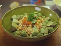 肉醬酪梨冷豆腐
