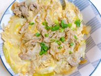 日式滑蛋牛丼