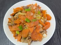 紅蘿蔔炒肉