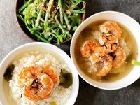 奶油鮮蝦茶泡飯加上日式胡麻龍鬚菜