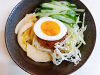 韓式辣拌冷麵비빔냉면