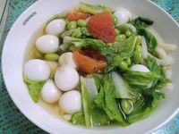 青蔬Q蛋烏龍麵