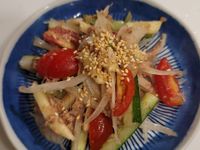 涼拌鮪魚拌蒜味黃瓜
