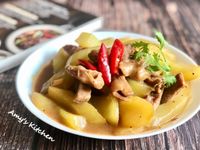 大黃瓜炒肉 / 銅板家常菜