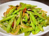 洋蔥炒四季豆