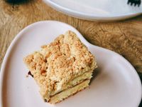 全麥酥粒覆盆子果醬夾心咖啡蛋糕