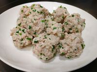 韭菜花豬肉丸