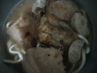芋頭排骨酥麵