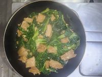 A菜炒照燒雞腿