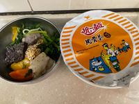 肉骨茶茼蒿麵
