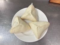 三角豆沙包
