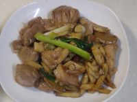 杏鮑菇炒雞丁