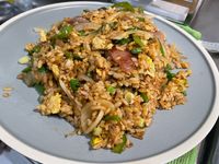 沙茶香腸炒飯