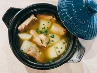 蘿蔔清湯豬腩