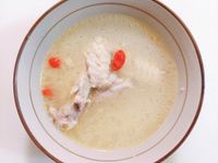 蒜頭雞湯