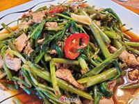 沙茶豬肉炒空心菜