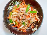 酸蘿蔔炒牛肉