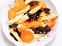 什錦炒玉米筍(五辛素)