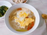 麻油雞蛋麵線
