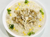 舞菇蛤蠣雞腿粥