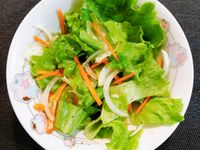 美式炒蛋佐生菜沙拉(五辛素)