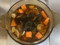 剝皮辣椒雞湯