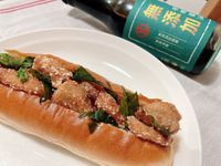 鹽酥雞熱狗堡