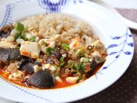 麻婆皮蛋豆腐蓋飯by戀戀家