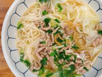 榨菜肉絲湯麵
