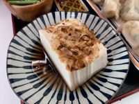 涼拌柴魚豆腐