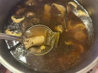 剝皮辣椒雞湯