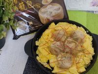 嫩蛋灌湯小籠包