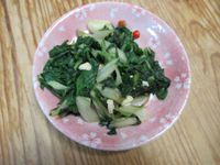 鹹蛋白煮青菜