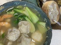 海鮮湯小籠湯包