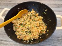 [一鍋到底] 醬味吻仔魚蟹管肉海鮮炒飯