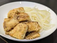 香酥咖哩鯛魚片佐洋蔥