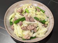 高麗菜炒鴨腿肉