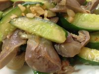 [十分鐘剩菜料理]小黃瓜炒鵝胗